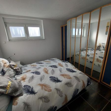 Lovely Appartment With Private Patio And Private Entrance In Luxembourg 60M2 Saeul Exterior foto
